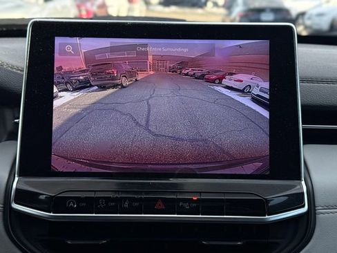 Used 2023 Jeep Compass Limited w/ Mopar Graphics Package image 34