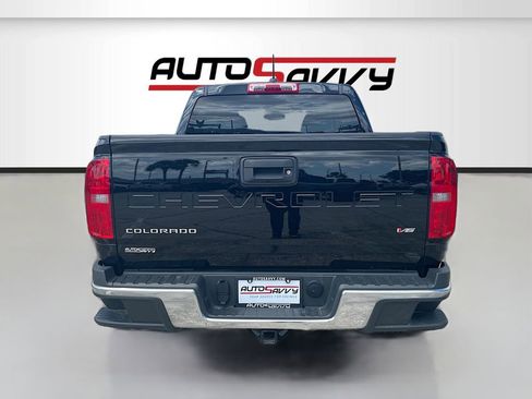 Used 2022 Chevrolet Colorado W/T RWD image 6