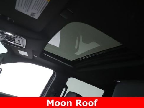 Used 2025 GMC Sierra 3500 AT4 w/ AT4 Premium Plus Package AWD/4WD image 19