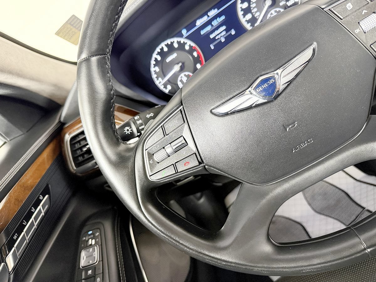 Used 2019 Genesis G90 3.3T Premium AWD/4WD image 64