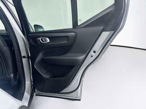 Used 2023 Volvo XC40 Recharge Plus AWD/4WD image 32