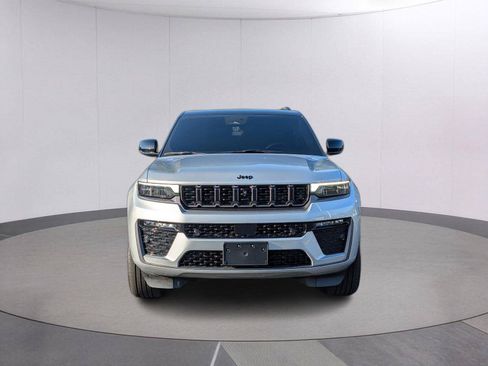 Used 2026 Jeep Grand Cherokee L Summit w/ Obsidian Package AWD/4WD image 9
