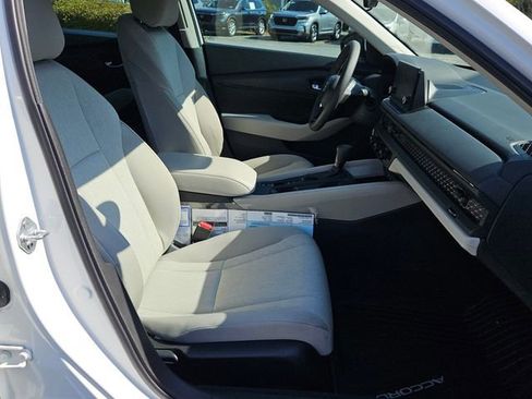 Certified 2025 Honda Accord LX image 15