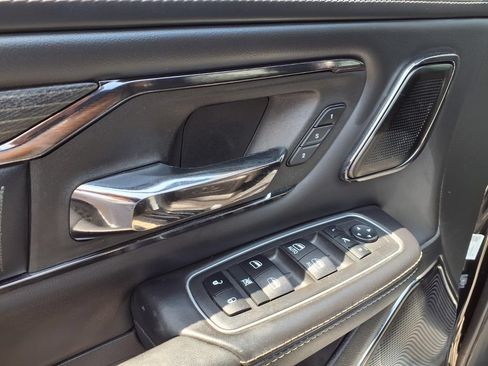 Used 2022 RAM 1500 Limited AWD/4WD image 15