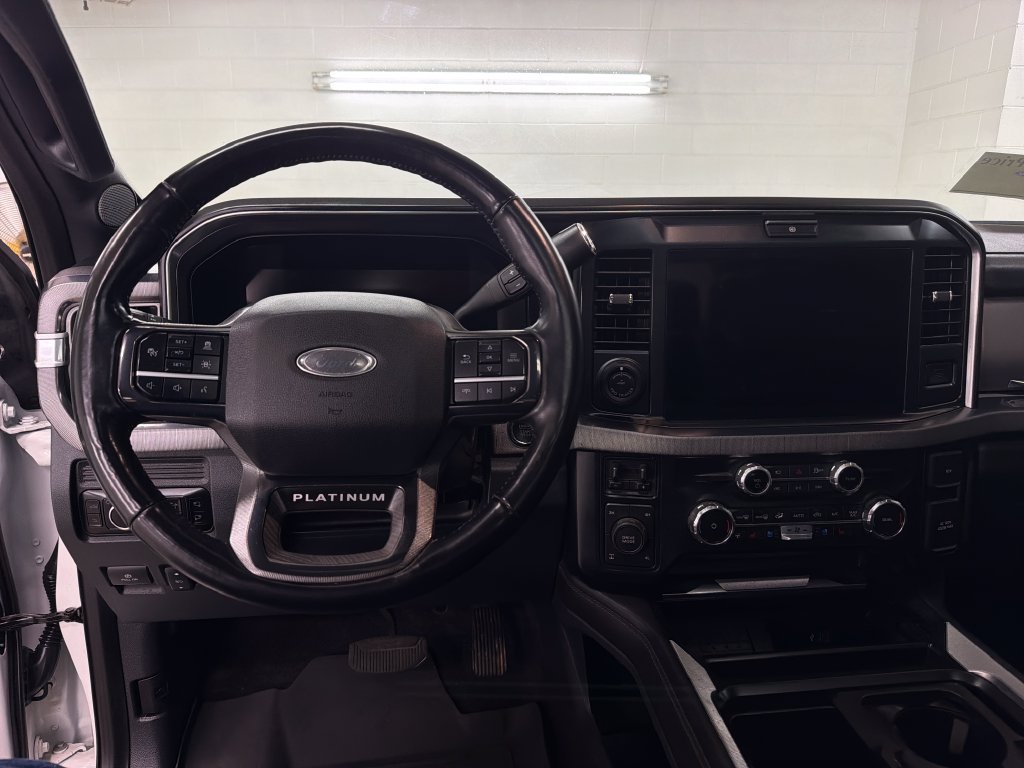 Certified 2025 Ford F350 Platinum AWD/4WD image 9