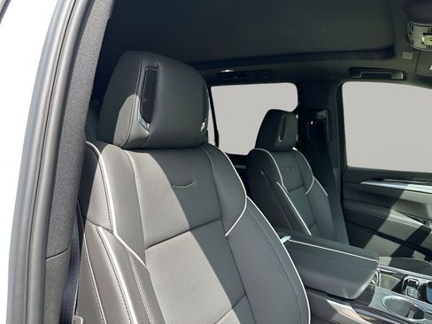 New 2026 Cadillac Escalade Sport w/ Touring Package image 19
