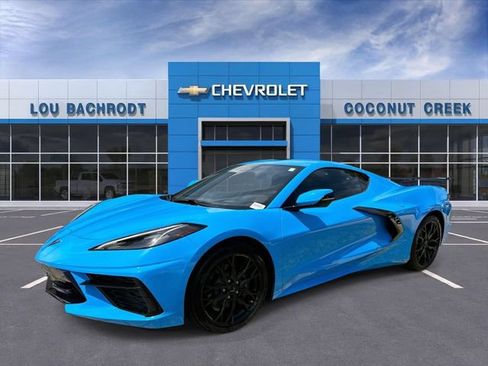 Used 2025 Chevrolet Corvette Stingray Preferred Cpe w/ 2LT RWD image 4