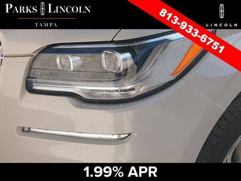 Used 2022 Lincoln Navigator Reserve AWD/4WD image 11