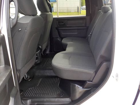Used 2023 RAM 2500 Tradesman w/ Chrome Appearance Group AWD/4WD image 23