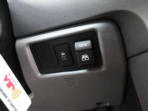 Used 2017 Toyota Sequoia Platinum AWD/4WD image 34