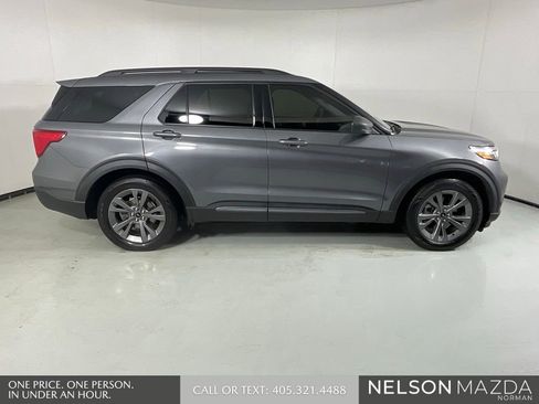 Used 2021 Ford Explorer XLT w/ Equipment Group 202A RWD image 5