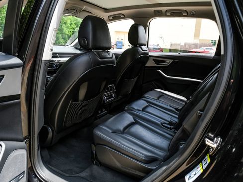 Used 2019 Audi Q7 2.0T Premium Plus w/ Premium Plus Package AWD/4WD image 36