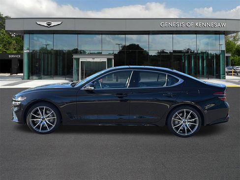 Used 2026 Genesis G70 2.5T Prestige image 4