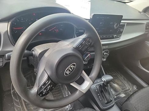 Used 2021 Kia Rio S image 7