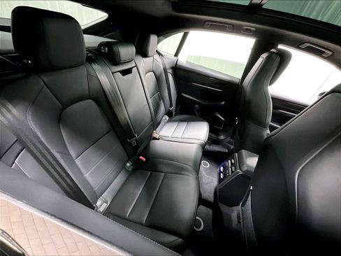 New 2026 Porsche Macan Turbo Electric AWD/4WD image 30