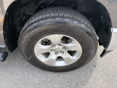 Used 2022 RAM 1500 Big Horn AWD/4WD image 31