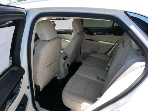 Used 2021 Buick Envision Essence AWD/4WD image 10