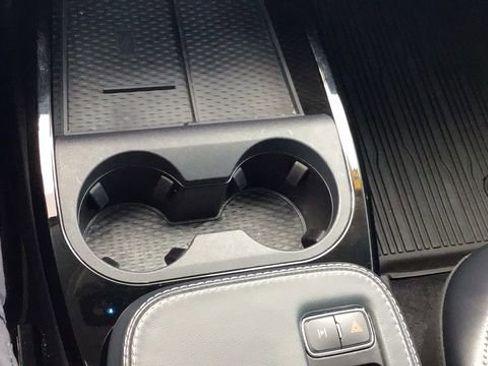 Certified 2022 Ford Mustang Mach-E Premium image 28