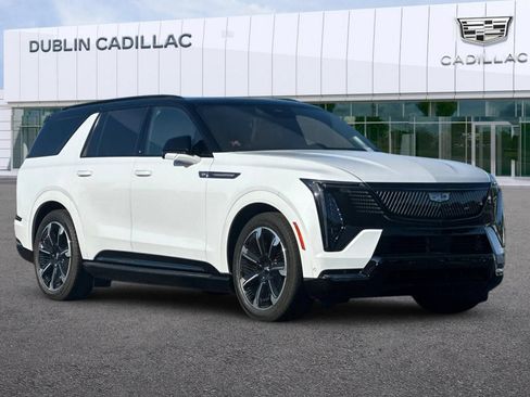 Certified 2026 Cadillac Escalade IQL Sport 2 AWD/4WD image 2