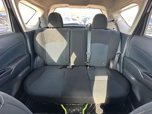 Used 2015 Nissan Versa Note SV image 16