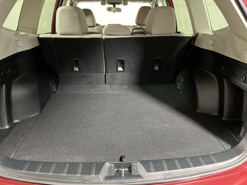 Used 2019 Subaru Forester Premium w/ All-Weather Package image 21