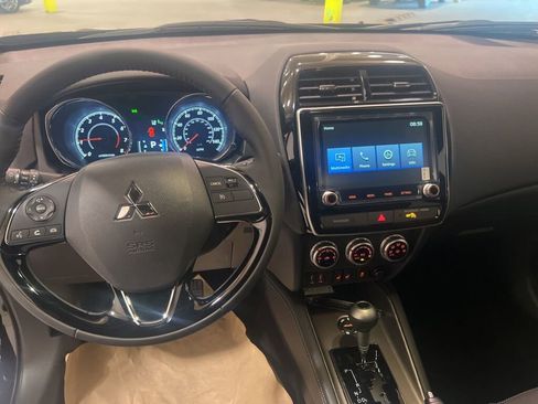 New 2025 Mitsubishi Outlander Sport SEL image 18