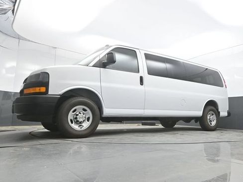 Used 2024 Chevrolet Express 3500 LS RWD image 34
