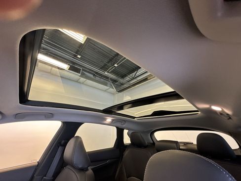 New 2025 INFINITI QX50 Luxe image 21