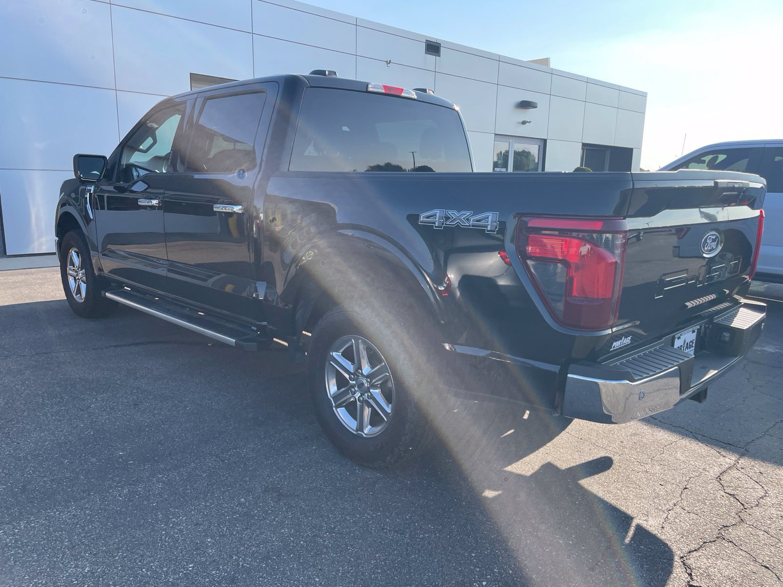 Used 2024 Ford F150 XLT AWD/4WD image 4