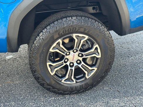 Certified 2023 GMC Canyon AT4 w/ Canyon Safety Plus Package AWD/4WD image 9