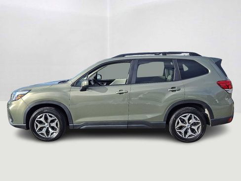 Used 2019 Subaru Forester Premium w/ All-Weather Package image 8
