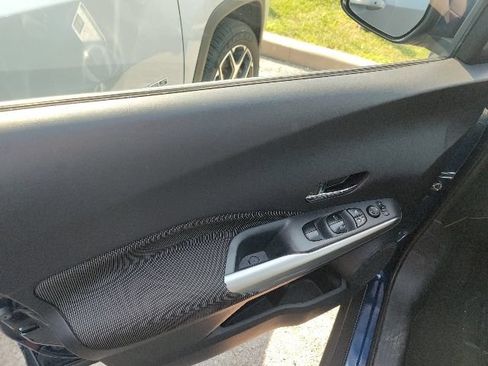 Used 2019 Nissan Kicks SV FWD image 17