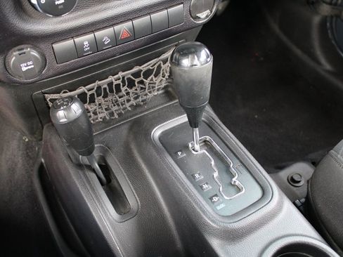 Used 2016 Jeep Wrangler Unlimited Sport image 23