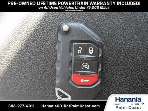 Used 2024 Jeep Gladiator Sport AWD/4WD image 31