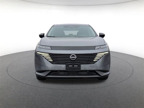 Used 2025 Nissan Murano SV image 2