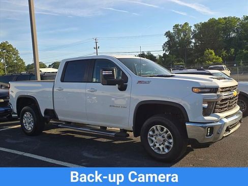 Certified 2024 Chevrolet Silverado 2500 LT AWD/4WD image 4