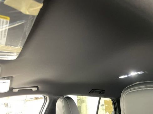 New 2026 Chevrolet Equinox EV LT image 22