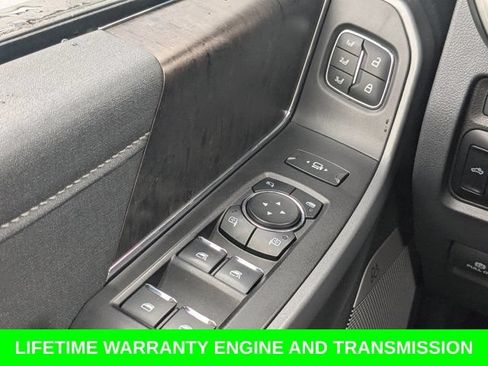 Used 2024 Ford F250 Lariat AWD/4WD image 25
