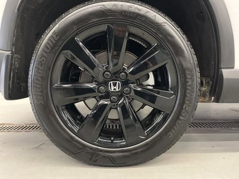 Used 2025 Honda Pilot Black Edition image 44