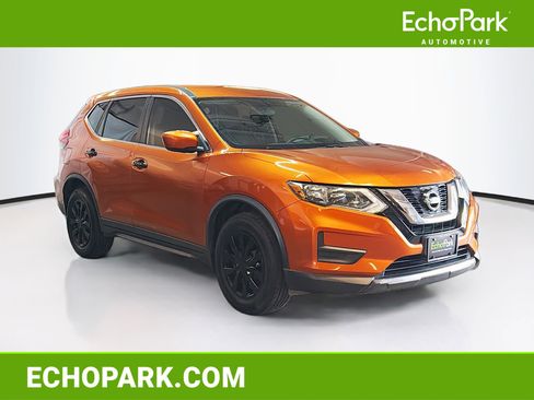 Used 2017 Nissan Rogue S AWD/4WD image 1