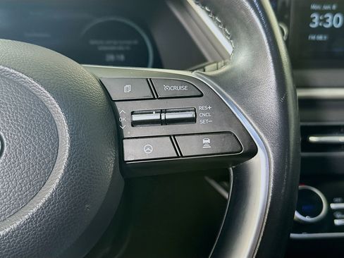Used 2023 Hyundai Sonata SEL w/ Convenience Package FWD image 17
