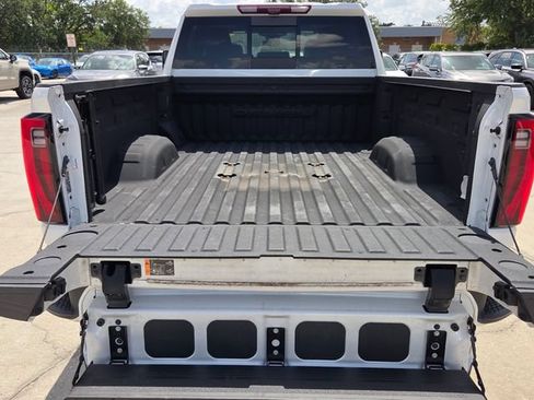 Used 2024 GMC Sierra 2500 Denali w/ Denali Reserve Package AWD/4WD image 14