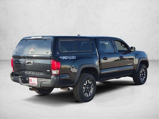 Used 2016 Toyota Tacoma TRD Off-Road w/ Towing Package AWD/4WD image 5
