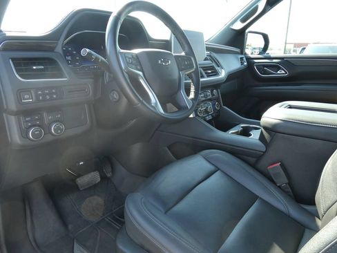 Certified 2023 Chevrolet Suburban Z71 w/ Luxury Package AWD/4WD image 26