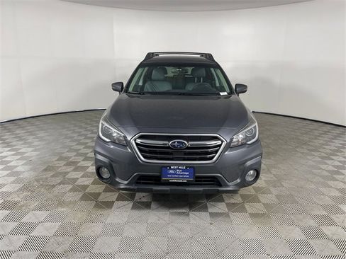 Used 2018 Subaru Outback 2.5i Limited w/ Popular Package #2 image 17