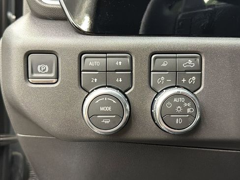 Used 2026 GMC Sierra 1500 SLT w/ SLT Premium Plus Package AWD/4WD image 31