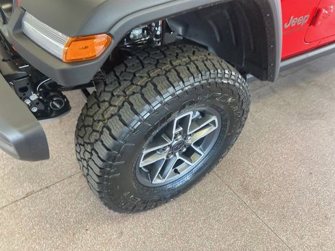 New 2026 Jeep Gladiator Mojave image 5