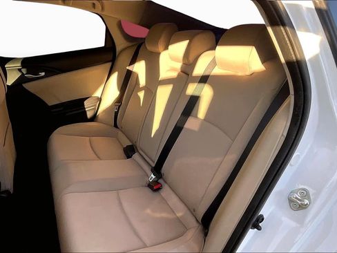 Used 2018 Honda Civic EX image 19