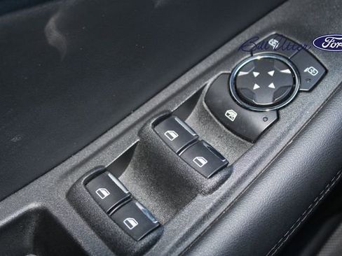 Used 2021 Ford Edge SEL w/ Convenience Package image 21