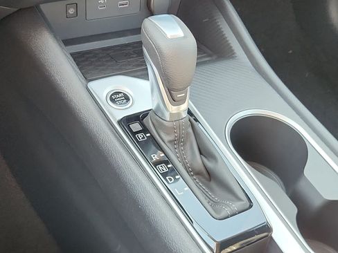 Used 2025 Nissan Altima 2.5 SV w/ SV Special Edition Package FWD image 13